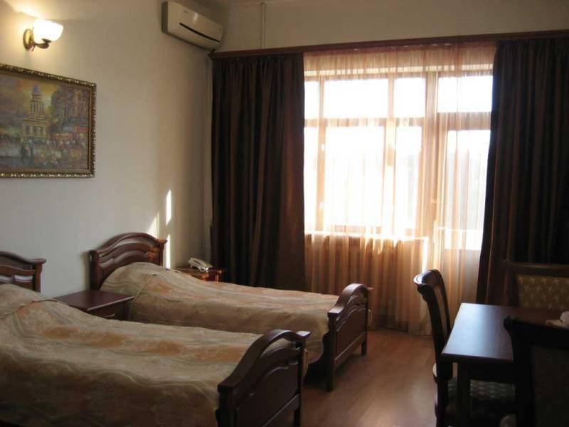 Capital Hotel Yerevan Exterior photo
