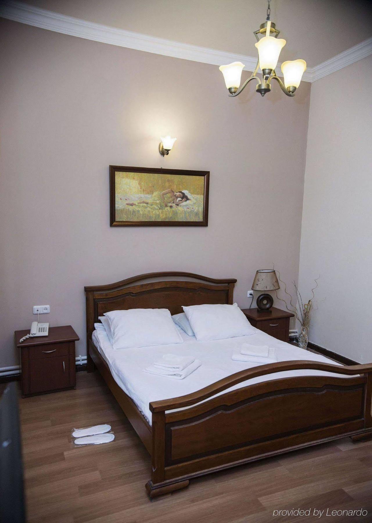 Capital Hotel Yerevan Exterior photo