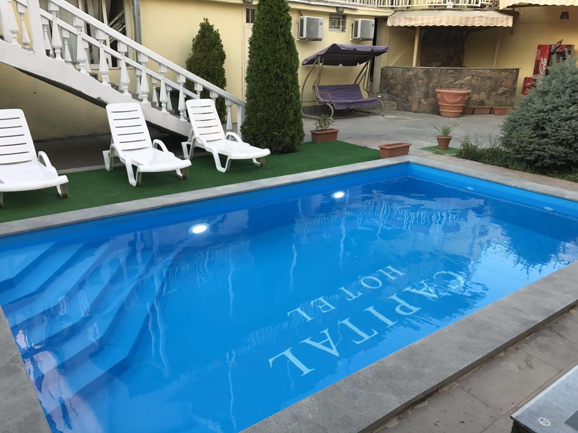 Capital Hotel Yerevan Exterior photo